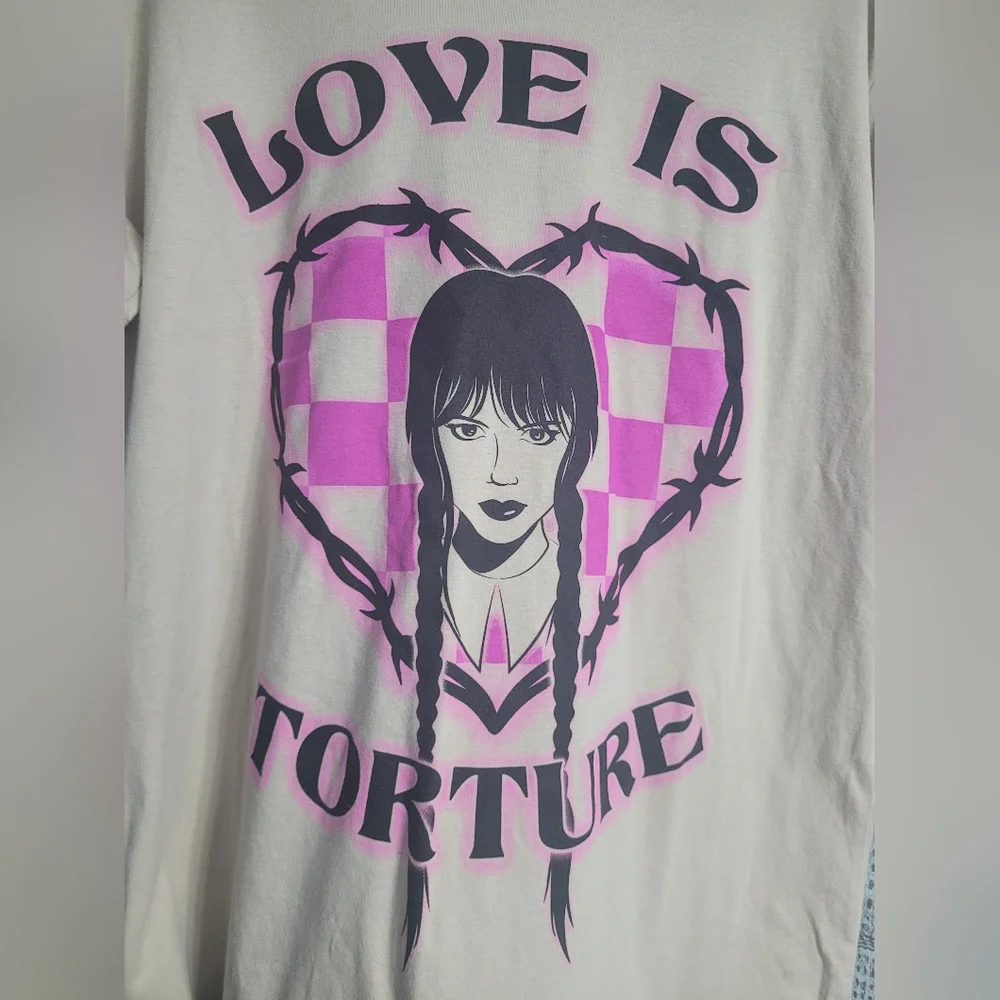 Wednesday Addams Love Is Torture Short Sleeve T-shirt Size Large - Picture 2 of 4